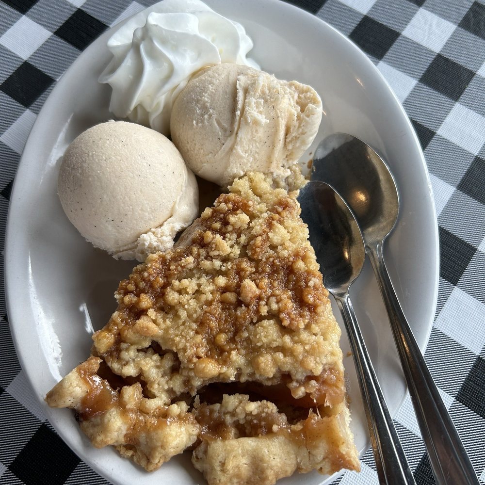 Donner Ski Ranch - Apple Pie ala mode - Ski Resorts Near Me - Norden, California Donner Ski Ranch - Apple Pie ala mode - Ski Resorts Near Me - Norden, California