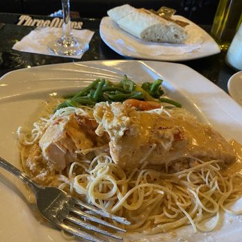 Cafe Allegre - Salmon with lobster sauce - Italian Near Me - Madison, Connecticut