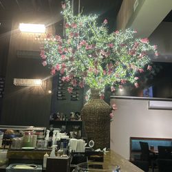Sora Sushi Fusion Bar - Beautiful decoration at the bar.