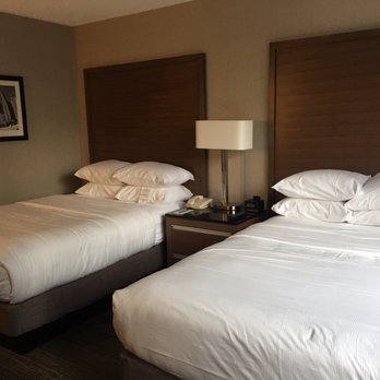 Embassy Suites by Hilton Chicago Downtown Magnificent Mile - Hotels Near Me - Chicago, Illinois