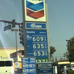 Chevron - 4/17/26 Gas prices as of date, just passing through