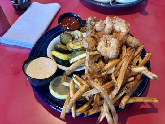 Lucky 12 Tavern by null