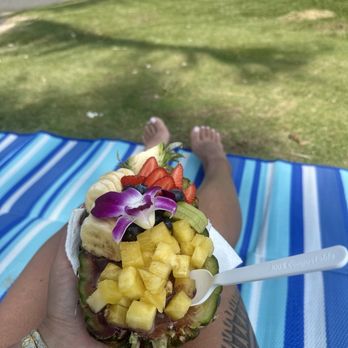 Honolulu Pineapple - So delicious! absolutely the best pineapple bowl! - Food Trucks Near Me