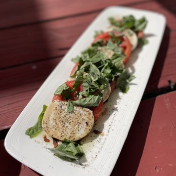 Spinning Dough - Caprese Salad - Pizza Near Me - Oakland, California Spinning Dough - Caprese Salad - Pizza Near Me - Oakland, California