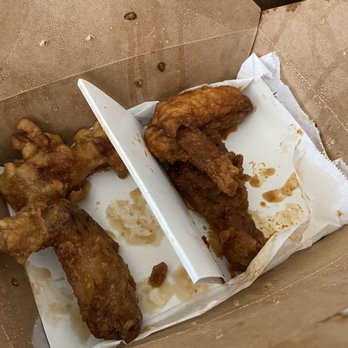 Bonchon Newark - Left: Sweet crunch Right: Spicy - Korean Near Me - Newark, California Bonchon Newark - Left: Sweet crunch Right: Spicy - Korean Near Me - Newark, California