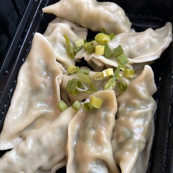 Bo’s Kitchen - Pork and chive dumplings - Chicken Wings Near Me - Honolulu, Hawaii Bo’s Kitchen - Pork and chive dumplings - Chicken Wings Near Me - Honolulu, Hawaii