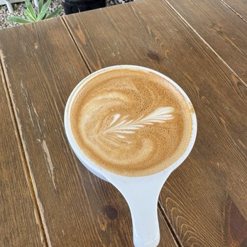 Caje Coffee Roasters - Latte - Coffee Roasteries Near Me - Ventura, California