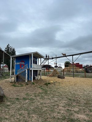 Lee Family Farms by null