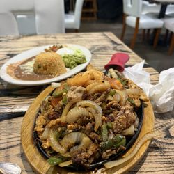 Agave Bar And Grill
