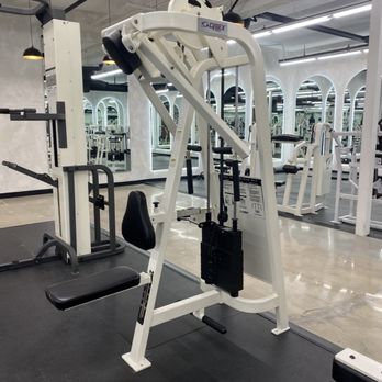 ALL-ONE GYM - White room - Gyms Near Me - Lakewood, California ALL-ONE GYM - White room - Gyms Near Me - Lakewood, California