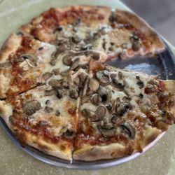Danny's Pizzeria in Bradenton gift card