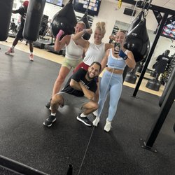 Mayweather Boxing + Fitness - It's better with friends!