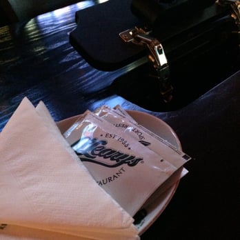 O'learys - American Near Me - Istanbul, 34