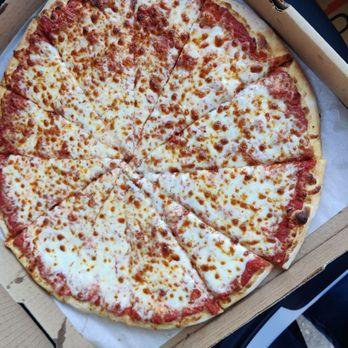 Nik n Willies Pizza of Mammoth - Xl cheese pizza - Pizza Near Me - Mammoth Lakes, California Nik n Willies Pizza of Mammoth - Xl cheese pizza - Pizza Near Me - Mammoth Lakes, California