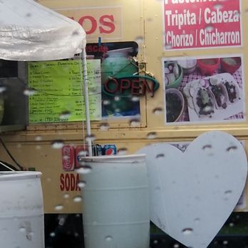 Mixteca Mexican food - a food truck in the rain - Food Trucks Near Me Mixteca Mexican food - a food truck in the rain - Food Trucks Near Me
