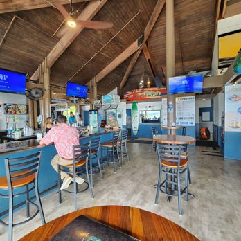 Restaurant 604 - Breakfast & Brunch Near Me - Honolulu, Hawaii