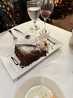 Vito's Italian Restaurant by null