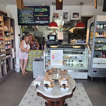 Cucina Daniella - Cucina Daniella is a sandwich shop offering a diverse menu where you can enjoy meals on-site or conveniently order online... - Breakfast & Brunch Near Me - Darien, Connecticut Cucina Daniella - Cucina Daniella is a sandwich shop offering a diverse menu where you can enjoy meals on-site or conveniently order online... - Breakfast & Brunch Near Me - Darien, Connecticut