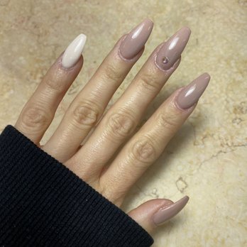 The Nail Lounge - literally just done - Nail Salons Near Me - West Des Moines, Iowa The Nail Lounge - literally just done - Nail Salons Near Me - West Des Moines, Iowa