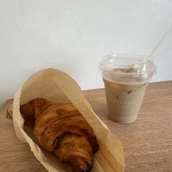 Marlowe Coffee & Eatery - Vanilla latte & ham and cheese croissant - Coffee & Tea Near Me - Los Angeles, California