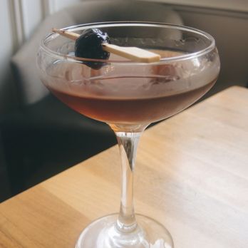 1540 Room - Manhattan with brûléed cherry - Southern Near Me - Savannah, Georgia