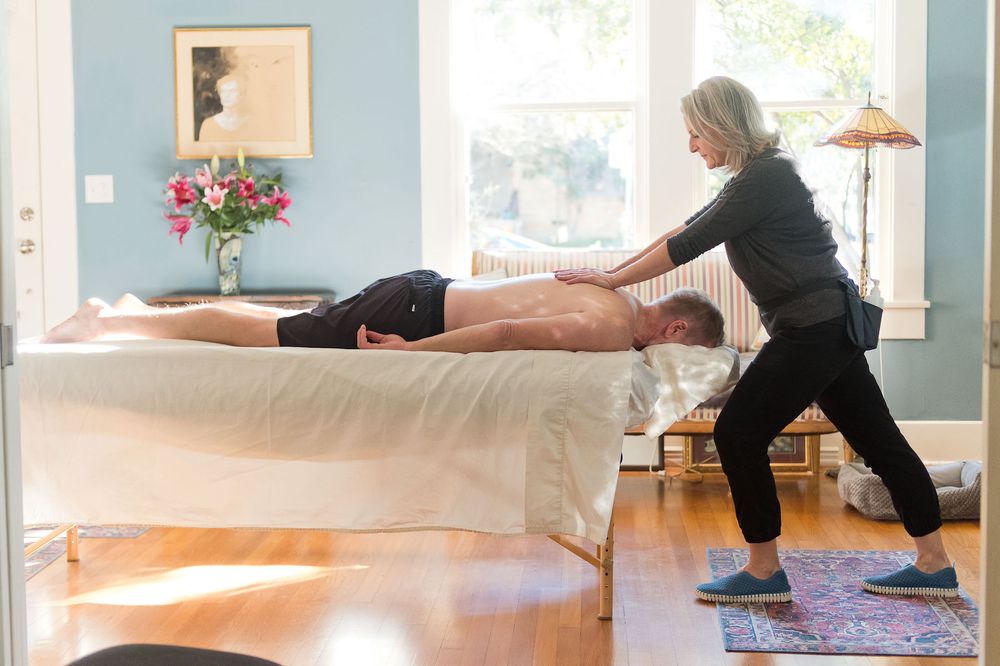 JENNIFER LAZAR NUTRITION & BODYWORK Updated October 2024 128 S