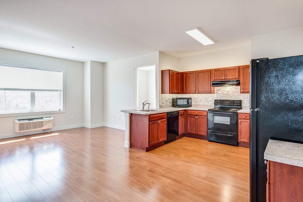 GRAND MERIDIA Updated September 2024 40 Photos 255 E Grand Ave