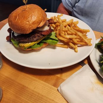 Putah Creek Cafe - Breakfast & Brunch Near Me - Winters, California