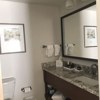 Boar's Head Hotel - Bathroom - Hotels Near Me - Charlottesville, Virginia Boar's Head Hotel - Bathroom - Hotels Near Me - Charlottesville, Virginia