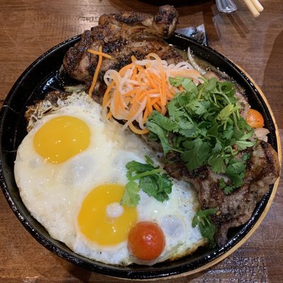 Hên Vietnamese Restaurant by null