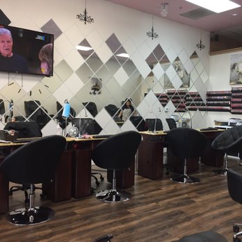 Spring Nail Spa - Pretty decor - Nail Salons Near Me - Folsom, California Spring Nail Spa - Pretty decor - Nail Salons Near Me - Folsom, California