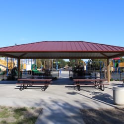 Barnes Park - New Barnes Park Picnic Shelter November 2014
