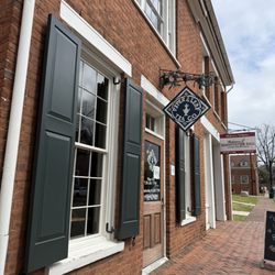 Piper and Leaf Tea - Front entrance