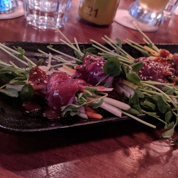 Block Kitchen + Bar - Sandwiches Near Me - Banff, Alberta Block Kitchen + Bar - Sandwiches Near Me - Banff, Alberta