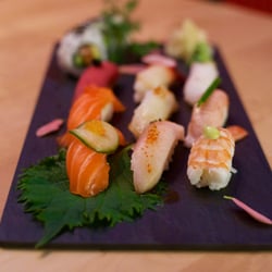 Dim Mak Raw Bar