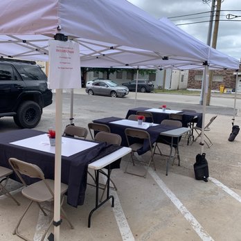 Von’s Coffee Shoppe - Outside seating - Vegan Near Me - Ft Worth, Texas