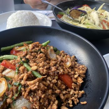 Meyou - Thai Near Me - Webster Groves, Missouri Meyou - Thai Near Me - Webster Groves, Missouri