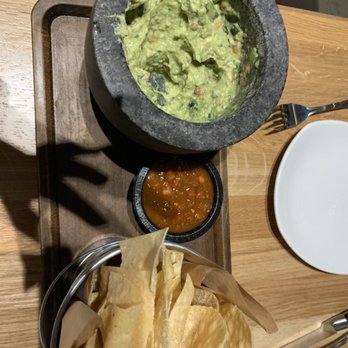 Moxies - Fresh Smashed Guacamole - Lounges Near Me - Miami, Florida Moxies - Fresh Smashed Guacamole - Lounges Near Me - Miami, Florida
