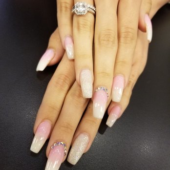Crescent Nails - Obsessed with my nails! - Nail Salons Near Me - Oxnard, California