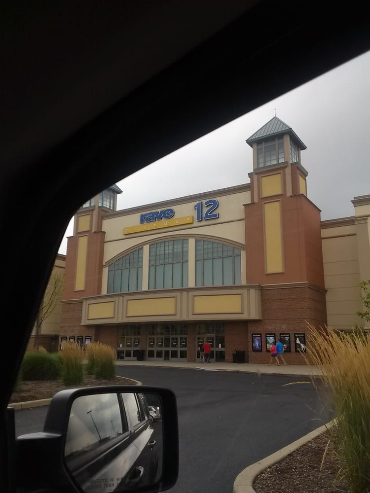 Levis Commons 12