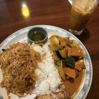 Little Thai Restaurant - Thai Near Me - Seattle, Washington Little Thai Restaurant - Thai Near Me - Seattle, Washington