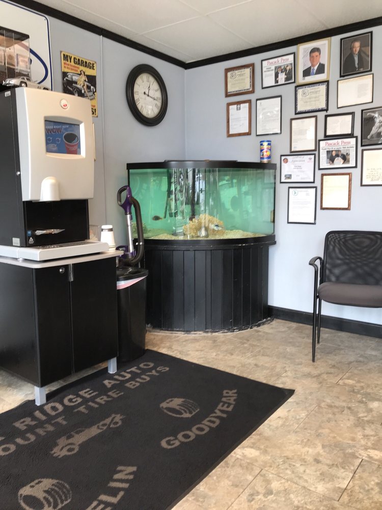 PARK RIDGE DISCOUNT TIRE & AUTO CENTER - 23 Photos & 20 Reviews - Tires