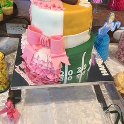 Cakes and All That Jazz - Princess and Packers party. This cake was so beautiful we almost didn't want to eat it. ALMOST!