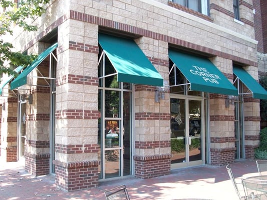 The Corner Pub by null
