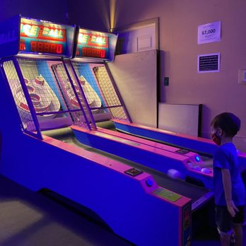 Underground Retrocade - my son played Skee ball for over an hour!! - Arcades Near Me - West Dundee, Illinois Underground Retrocade - my son played Skee ball for over an hour!! - Arcades Near Me - West Dundee, Illinois