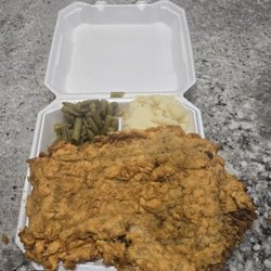 Expo Quik Stop - Thursday special chicken fried steak is huge  with mash potatoes and green beans.