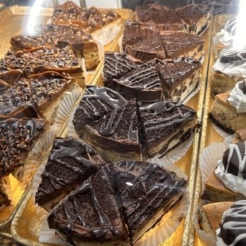 Mike's Pastry - Pastries - Bakeries Near Me - Boston, Massachusetts Mike's Pastry - Pastries - Bakeries Near Me - Boston, Massachusetts