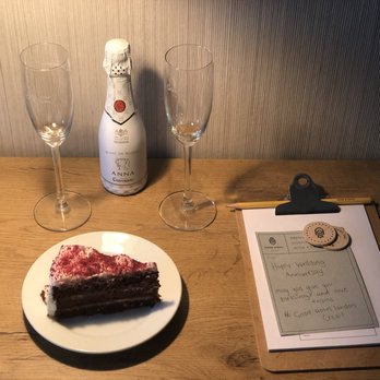 Good Hotel London - Hotels Near Me - London, XGL
