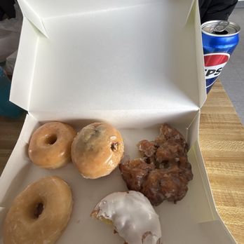 Pop Donuts - All donuts were amazing - Donuts Near Me - Birmingham, Alabama Pop Donuts - All donuts were amazing - Donuts Near Me - Birmingham, Alabama