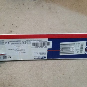 Express Printing - Box was already torn upon arrival. This part is USPS' fault. - Printing Services Near Me - Tallahassee, Florida